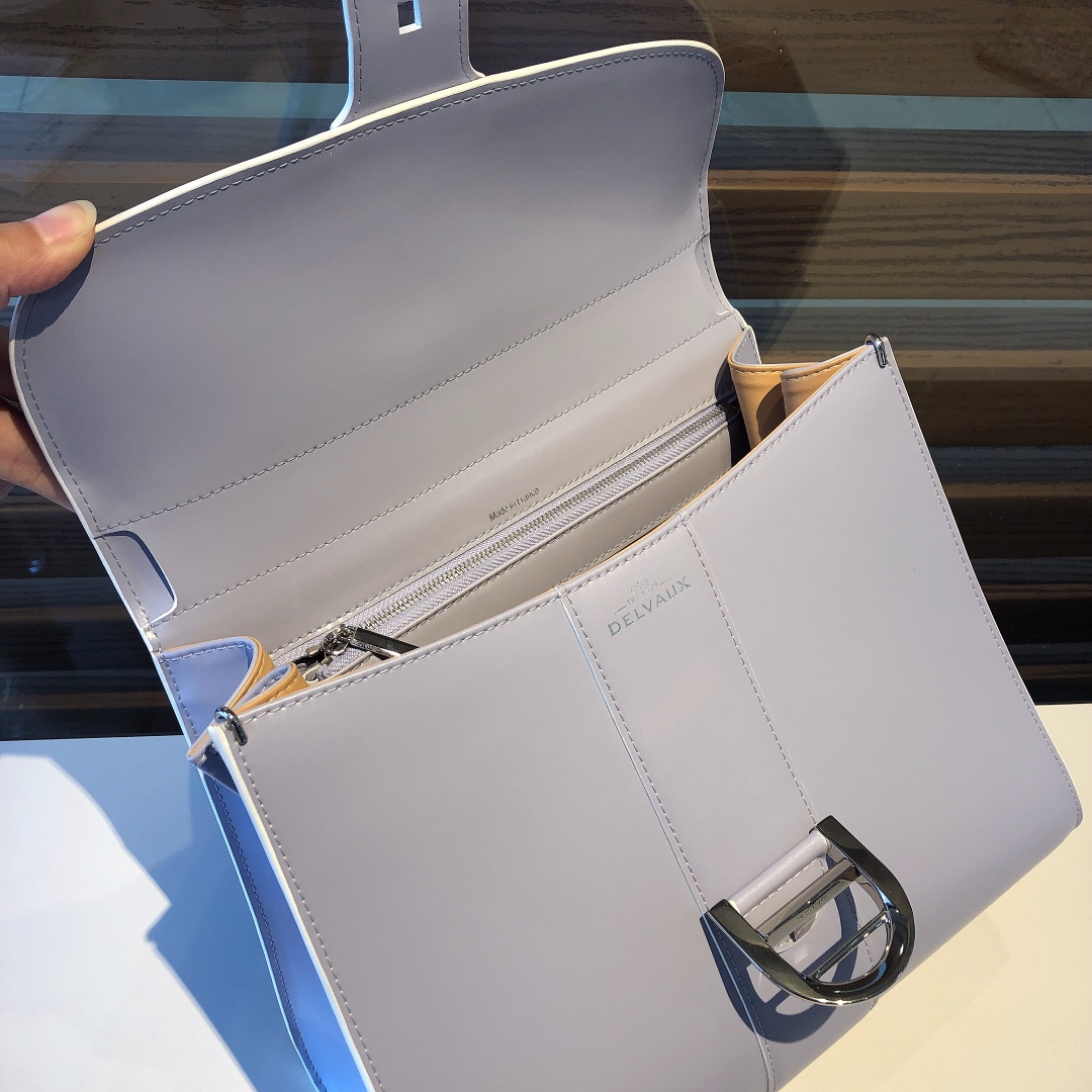 델보 브리앙 MM 박스백 미듐